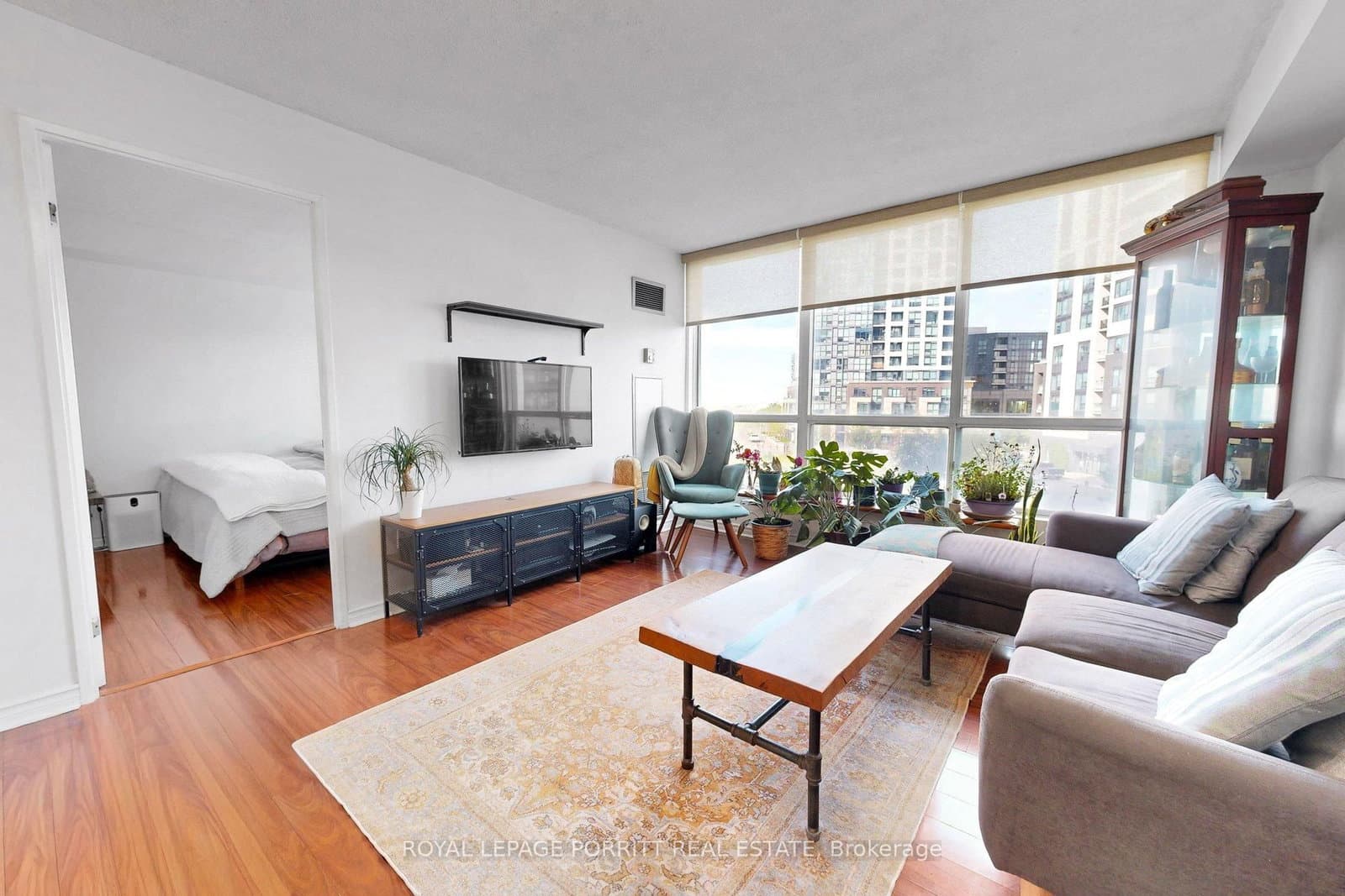 101 Subway Crescent, Unit 414 thumbnail 9