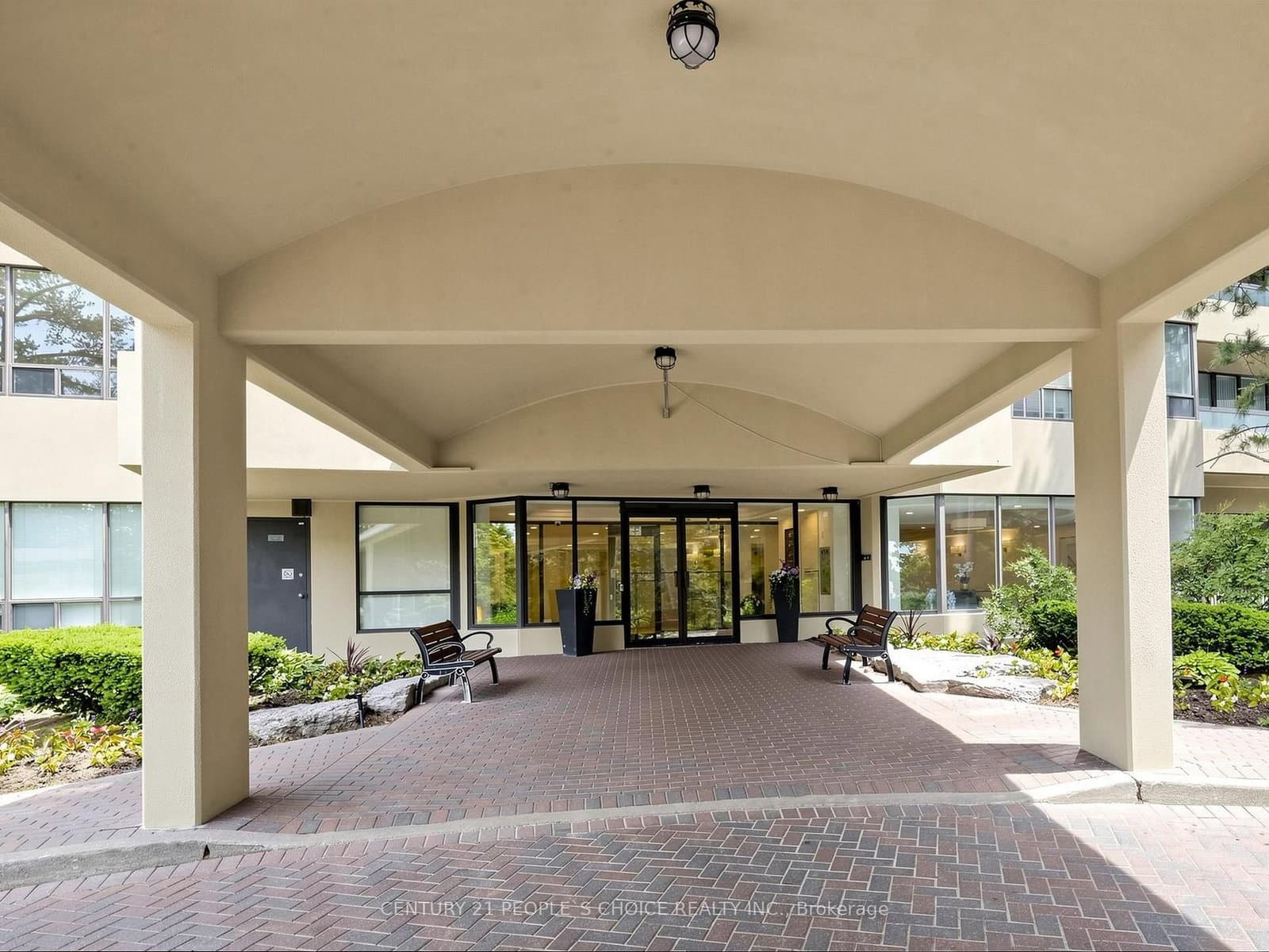 22 Hanover Road, Unit 1201 thumbnail 3