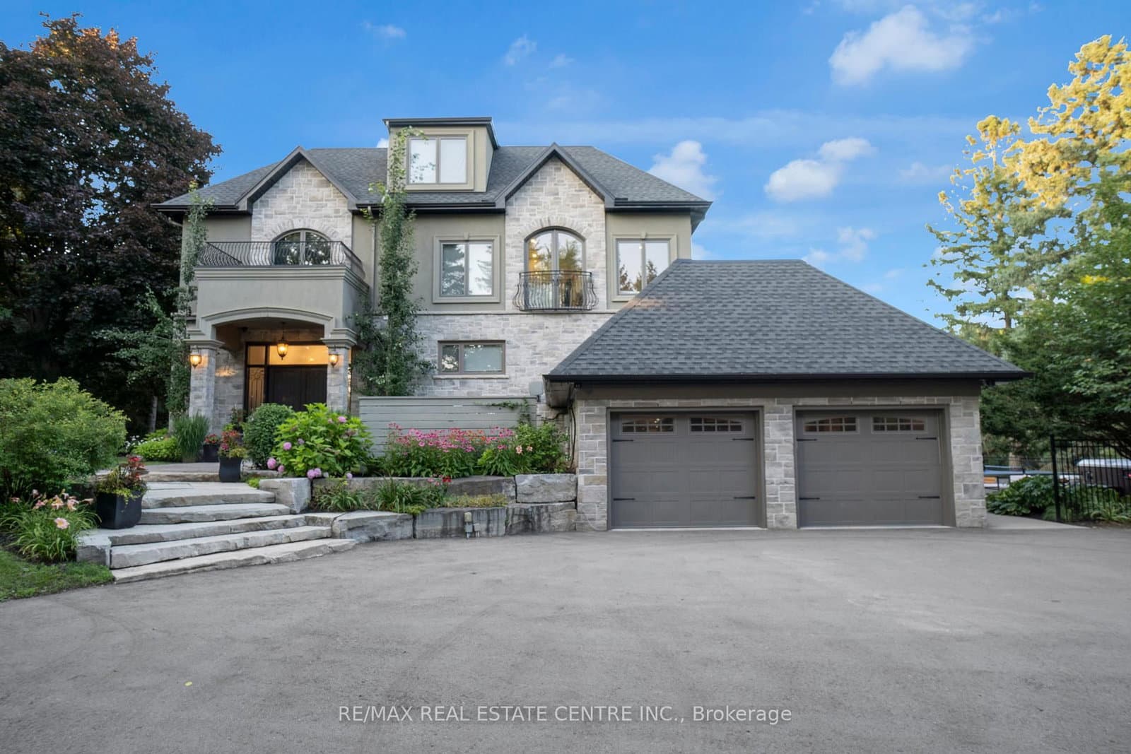 1175 Derry Road - Image 1
