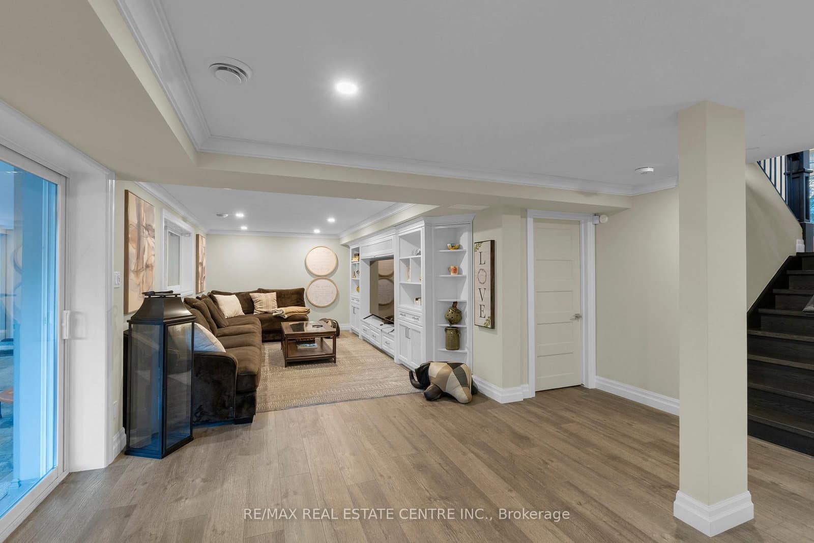 1175 Derry Road thumbnail 40