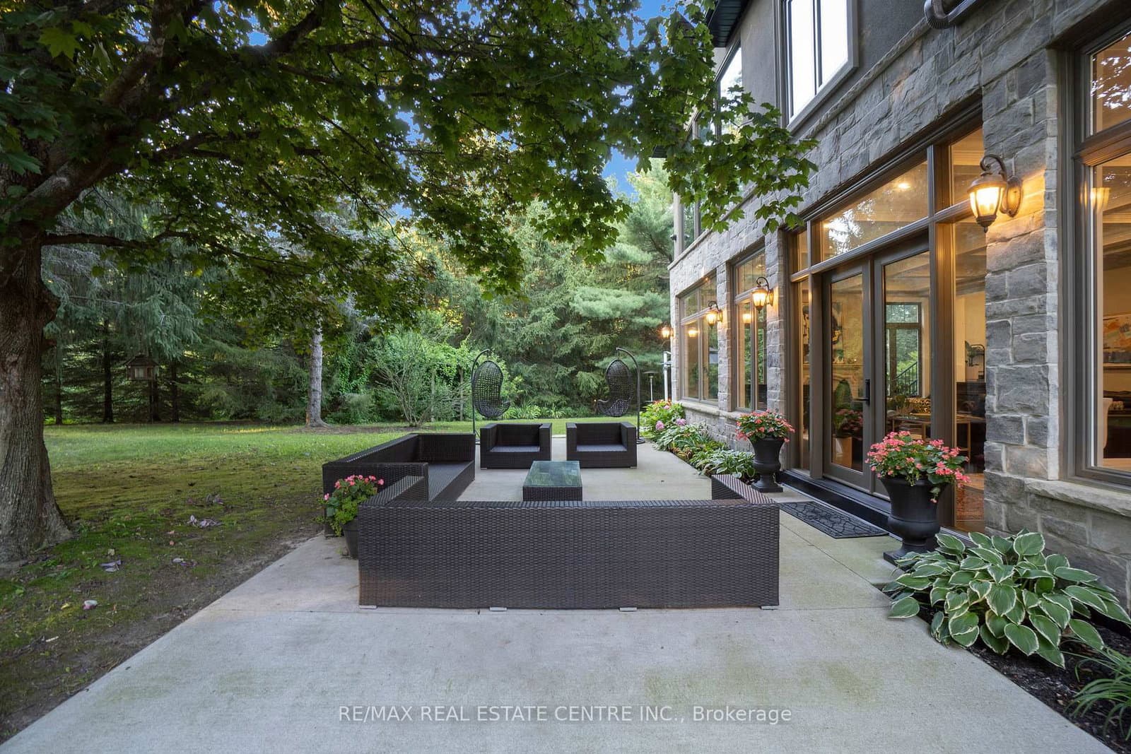 1175 Derry Road thumbnail 46