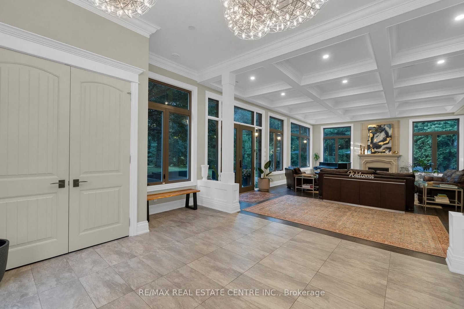 1175 Derry Road thumbnail 6