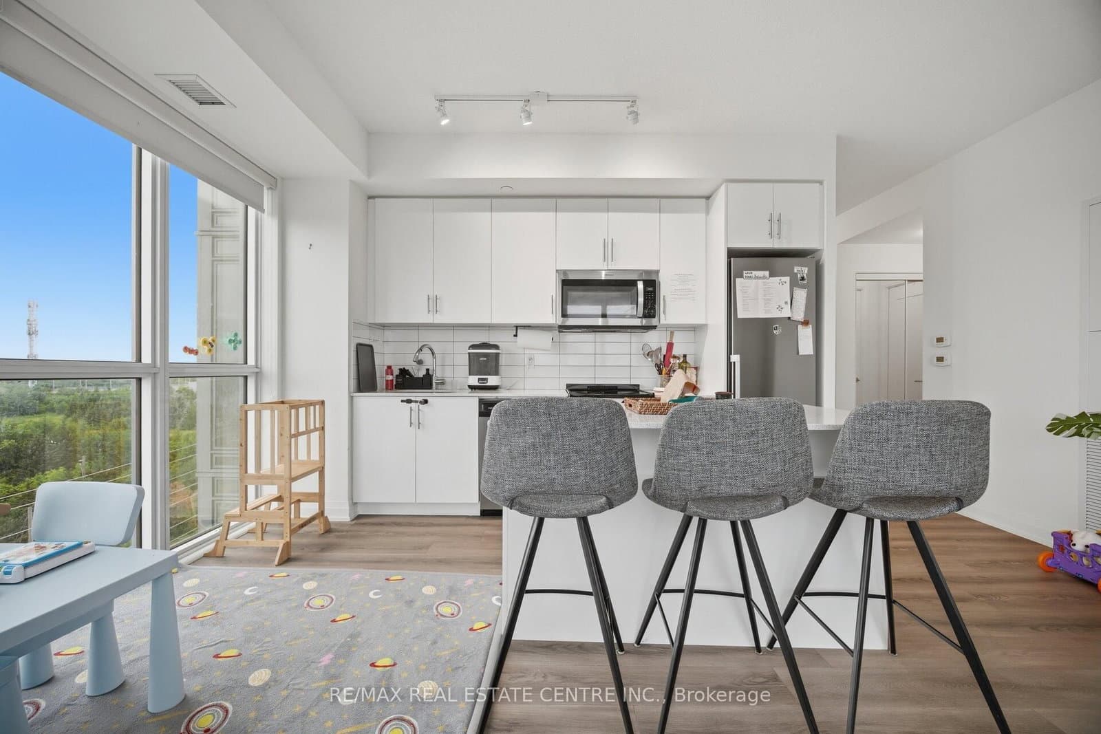 509 Dundas Street W, Unit 618 thumbnail 10
