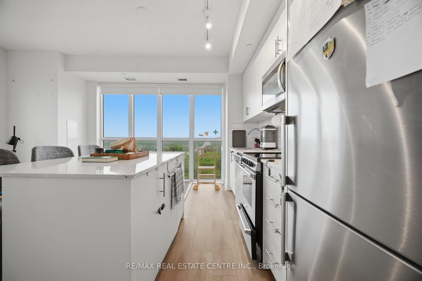 509 Dundas Street W, Unit 618 thumbnail 13