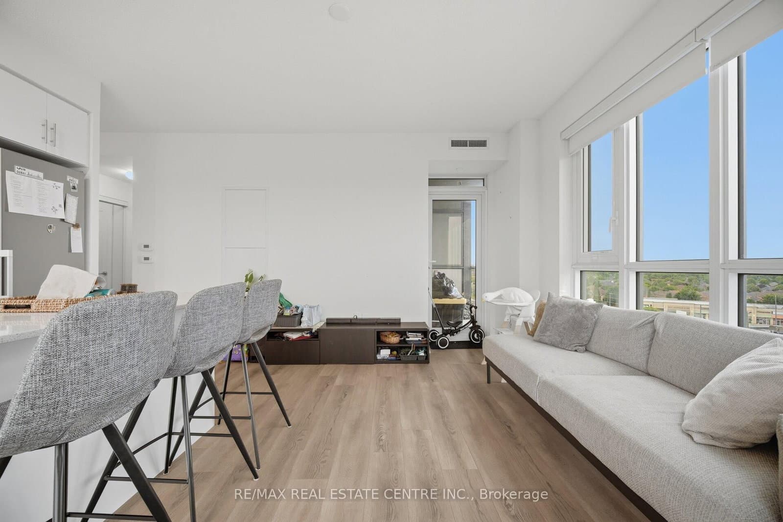 509 Dundas Street W, Unit 618 thumbnail 19