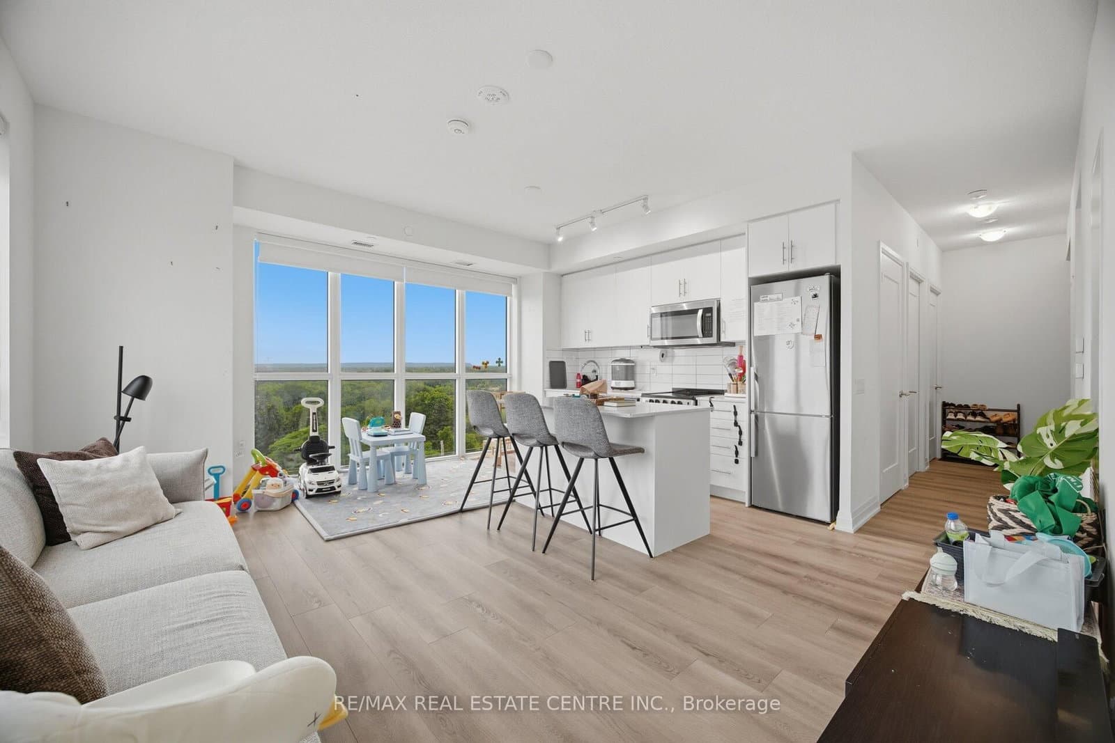 509 Dundas Street W, Unit 618 thumbnail 22