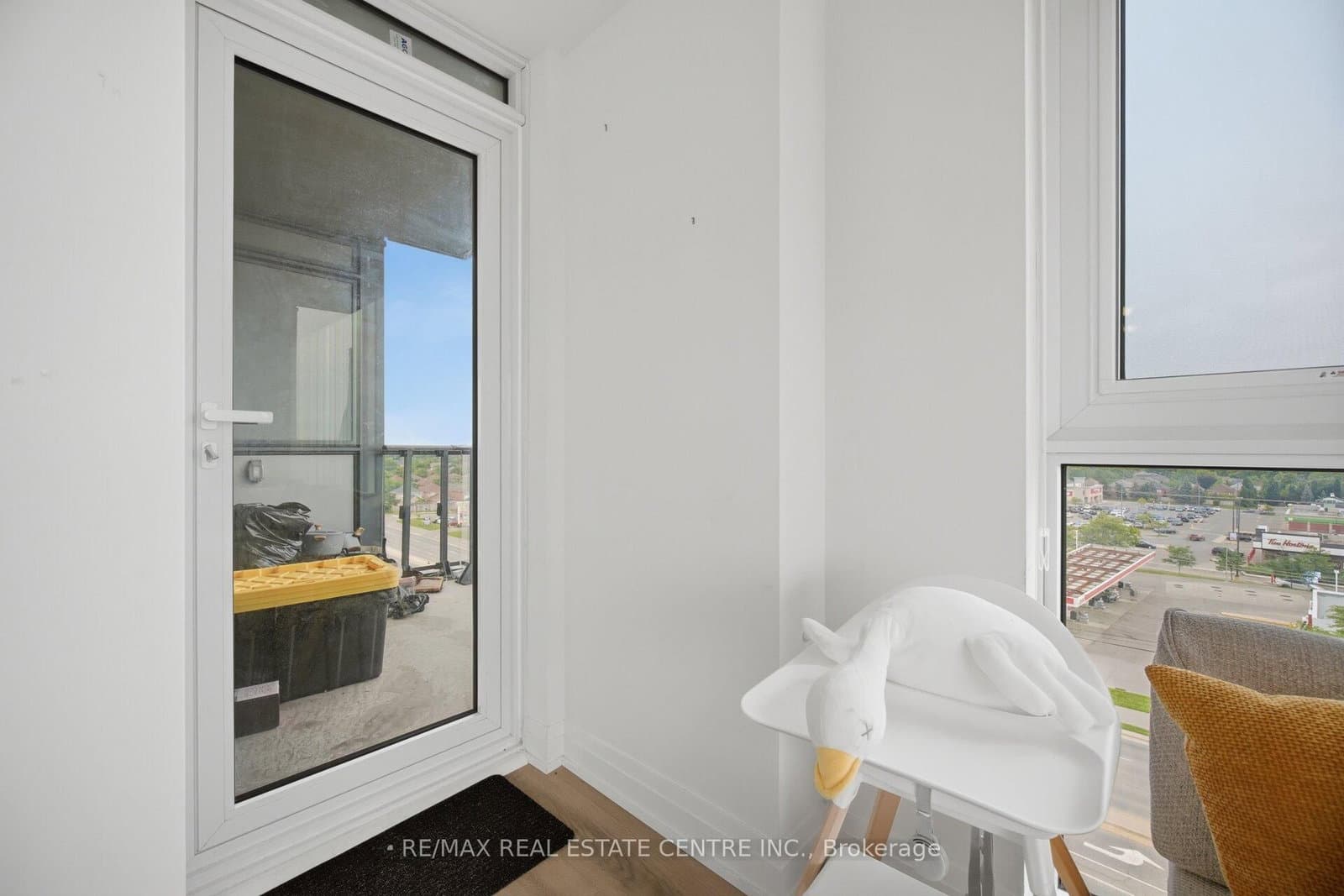 509 Dundas Street W, Unit 618 thumbnail 35