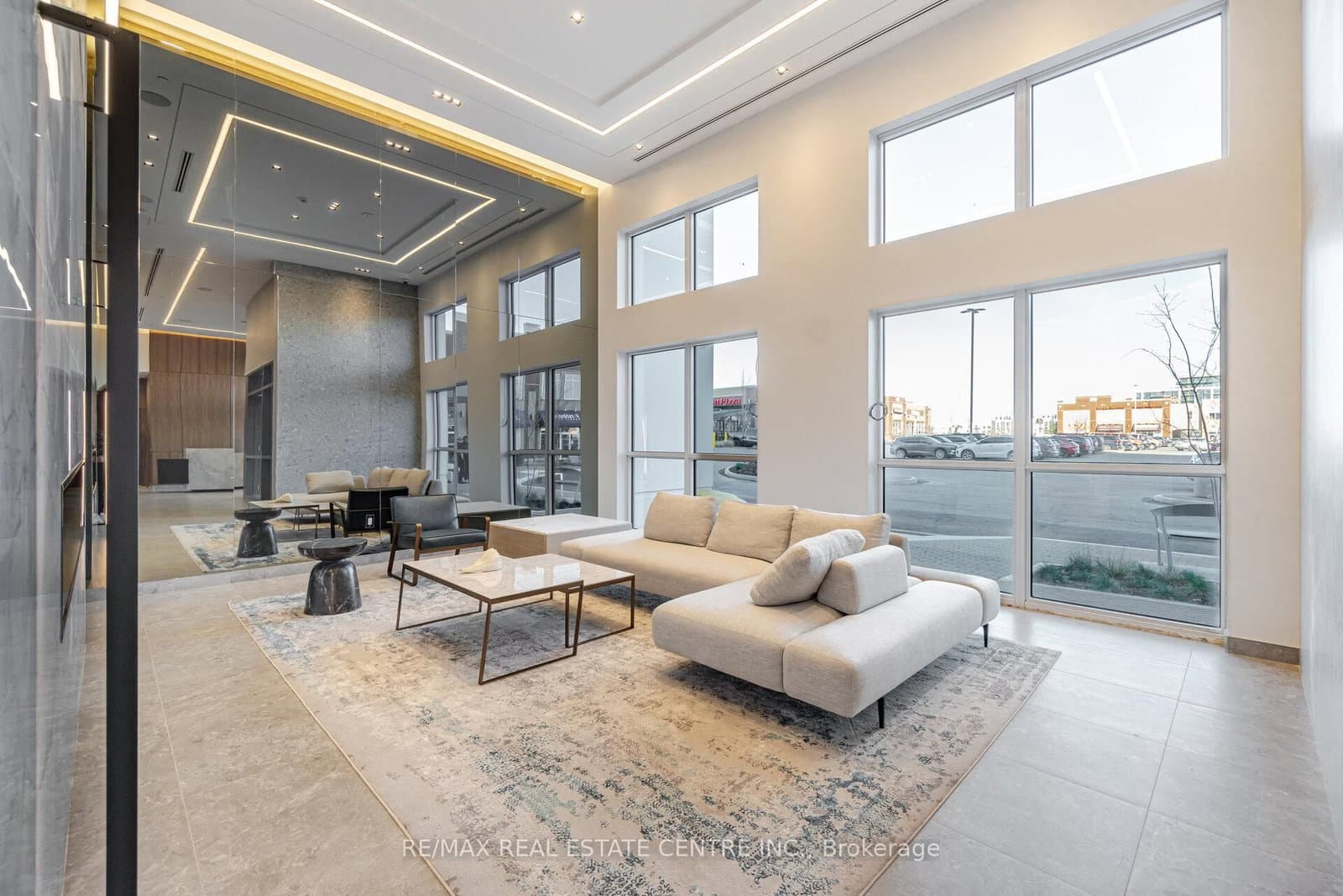 509 Dundas Street W, Unit 618 thumbnail 44
