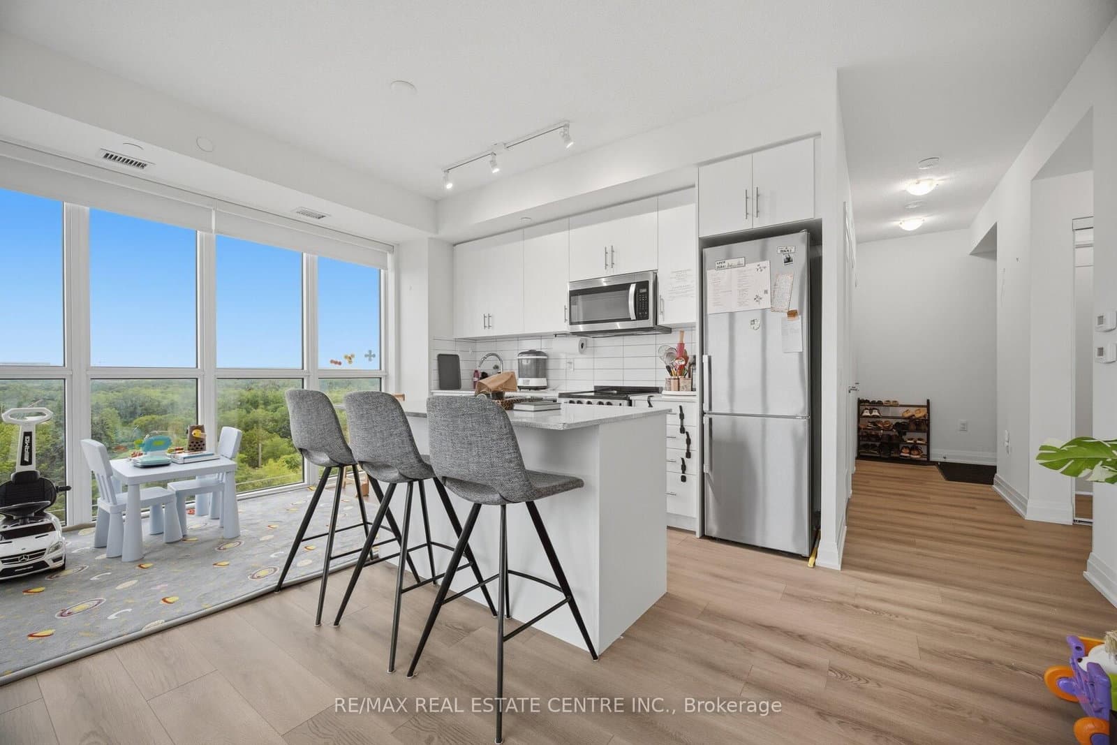 509 Dundas Street W, Unit 618 thumbnail 9