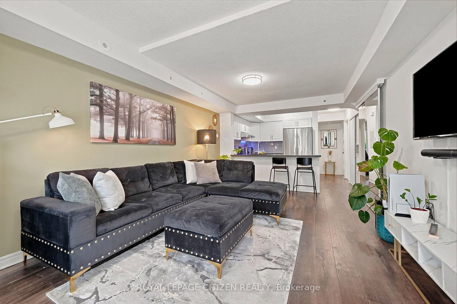 75 George Appleton Way, Unit 2048 thumbnail 6