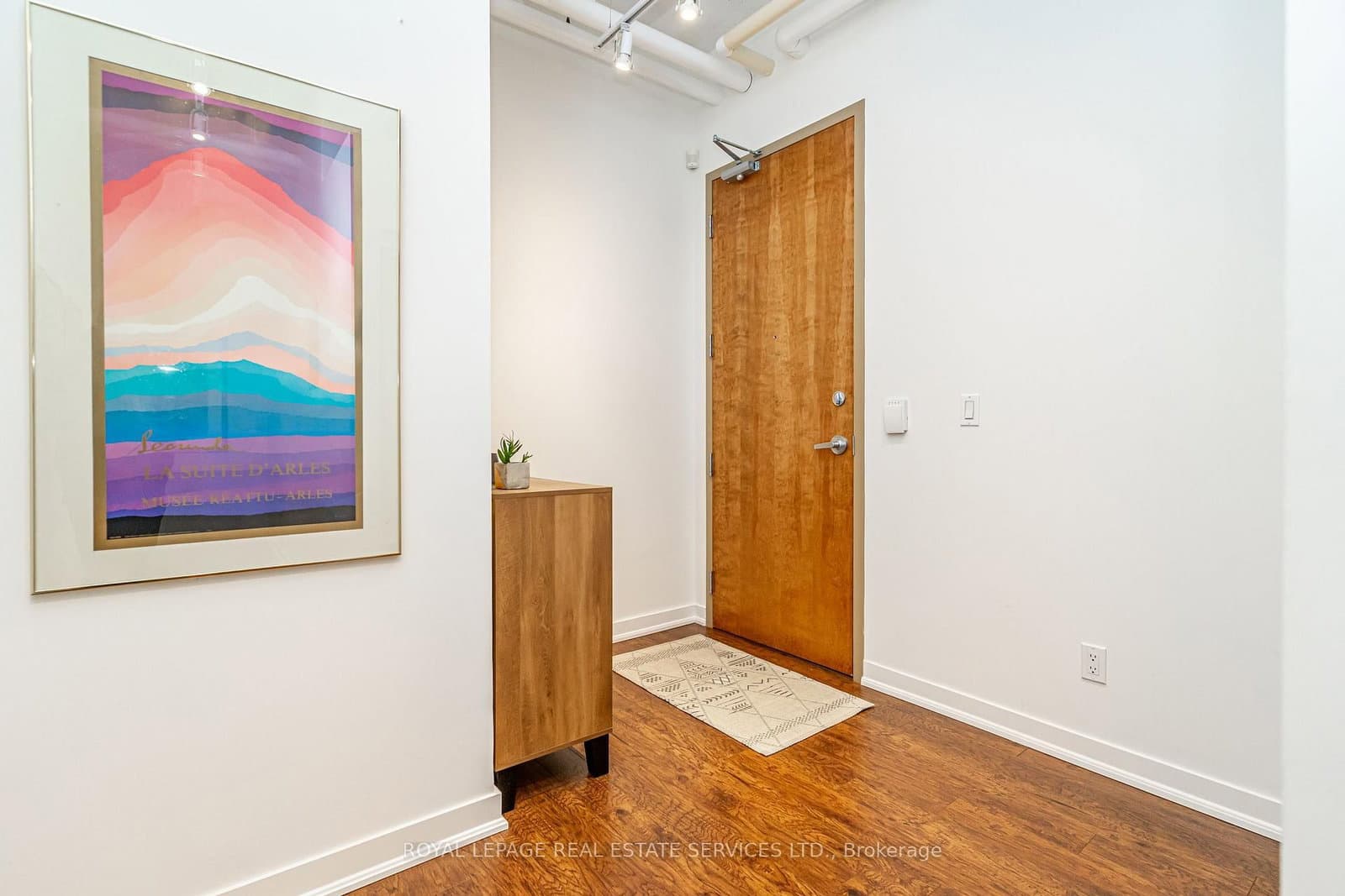 2 Fieldway Road, Unit 206 thumbnail 4