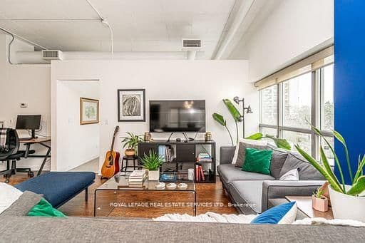 2 Fieldway Road, Unit 206 thumbnail 6