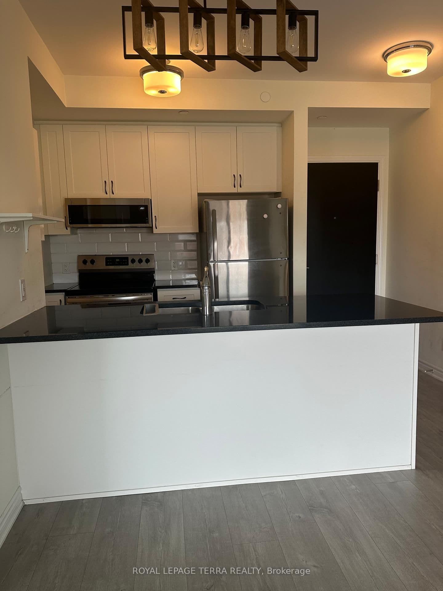 200 Lagerfeld Drive, Unit 320 thumbnail 3