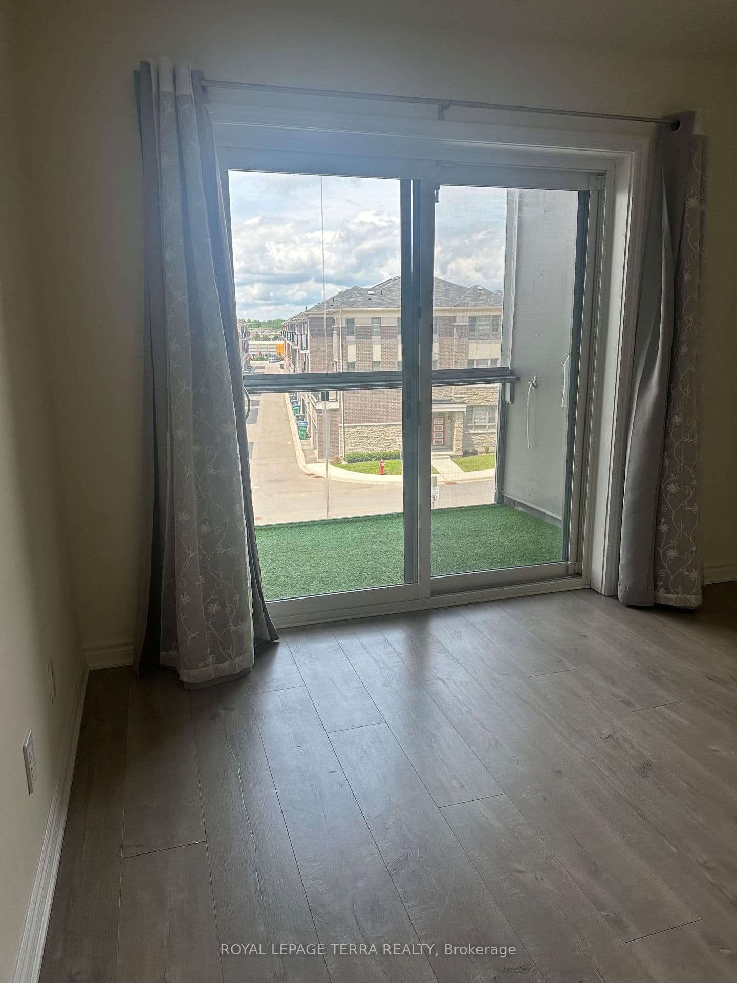 200 Lagerfeld Drive, Unit 320 thumbnail 5