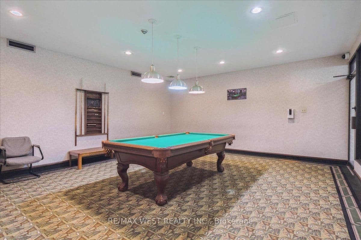 26 Hanover Road, Unit 905 thumbnail 8