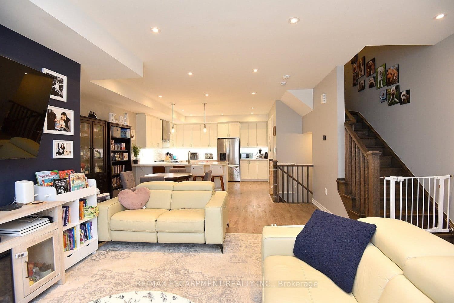 1317 Lerchie Way, Unit 78 thumbnail 5