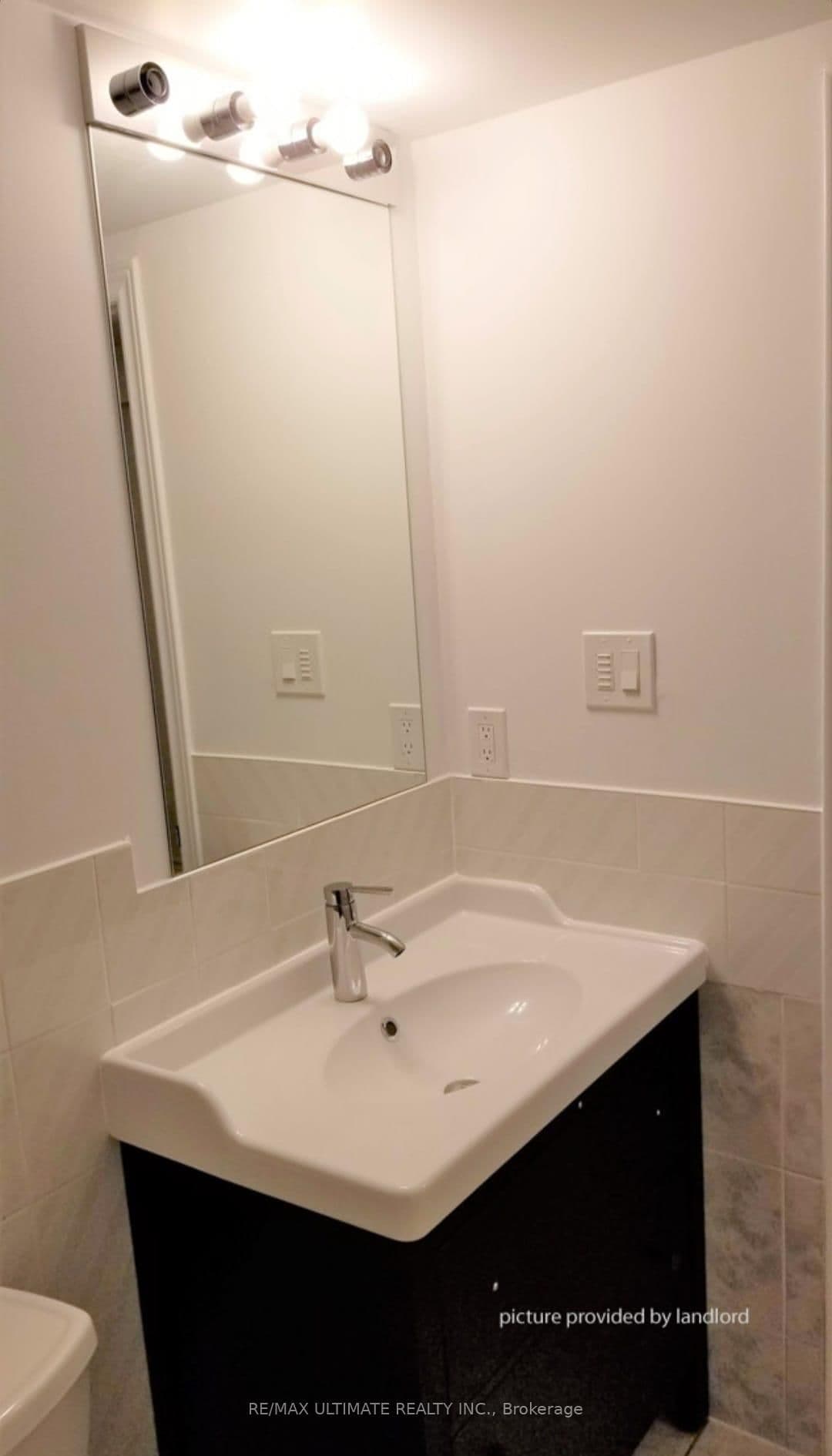 3208 Dundas Street W, Unit Lower thumbnail 7