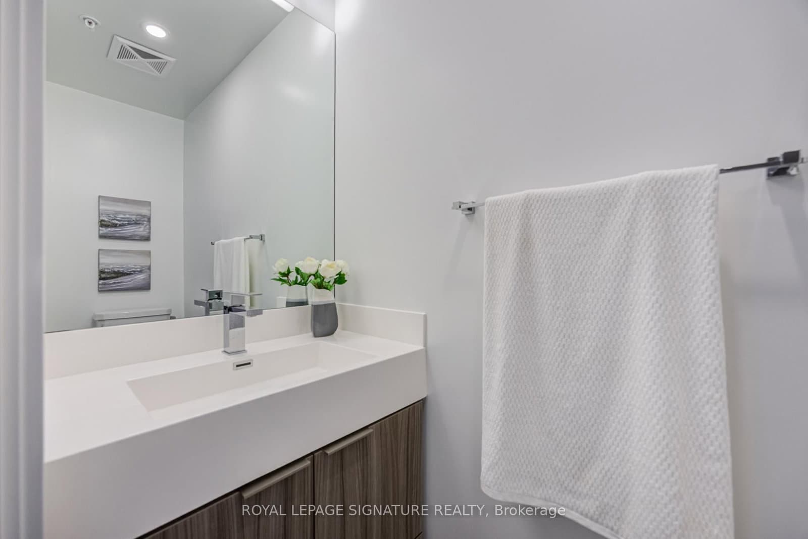 30 Samuel Wood Way, Unit 2008 thumbnail 10
