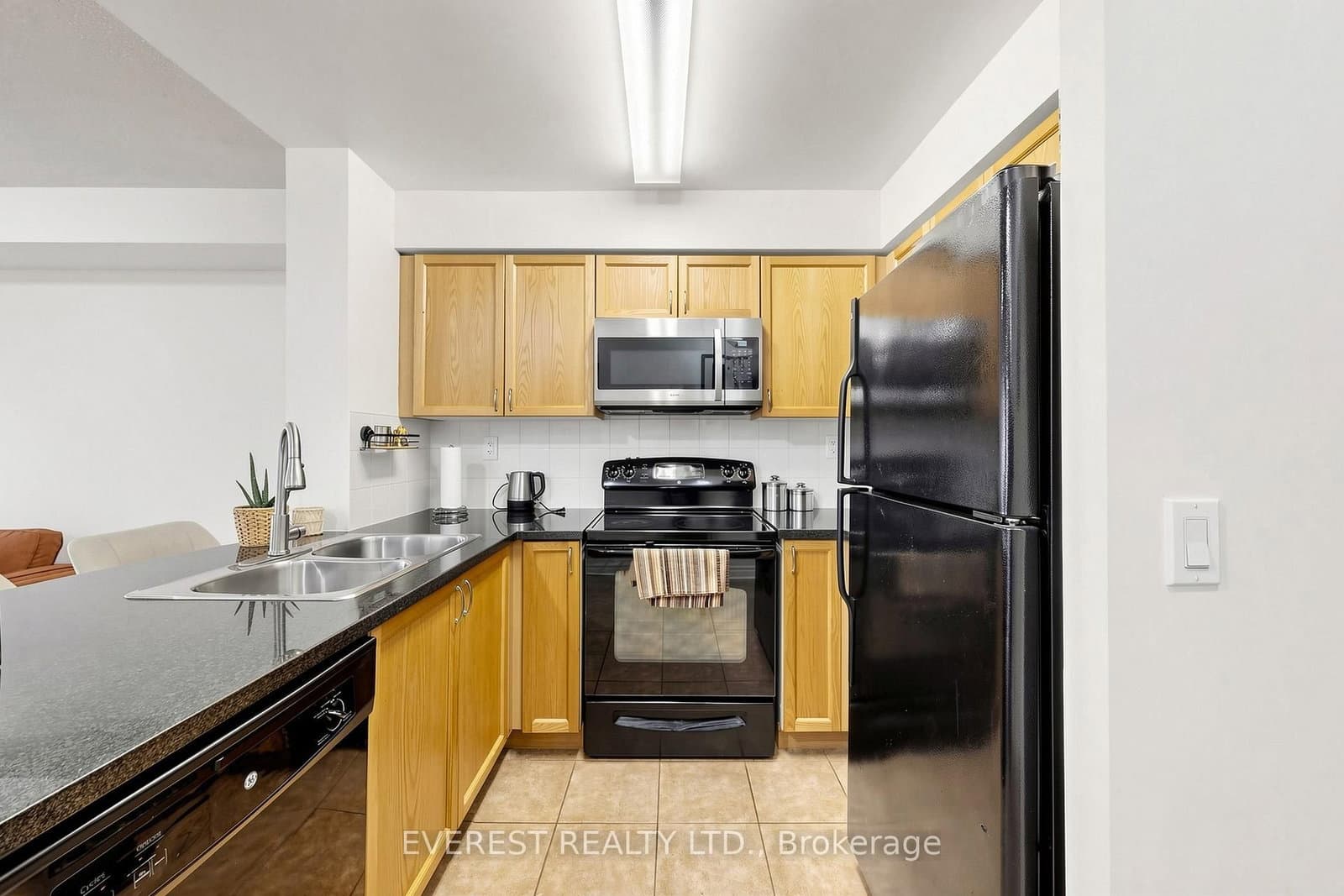 5 Michael Power Place, Unit #2101 thumbnail 10