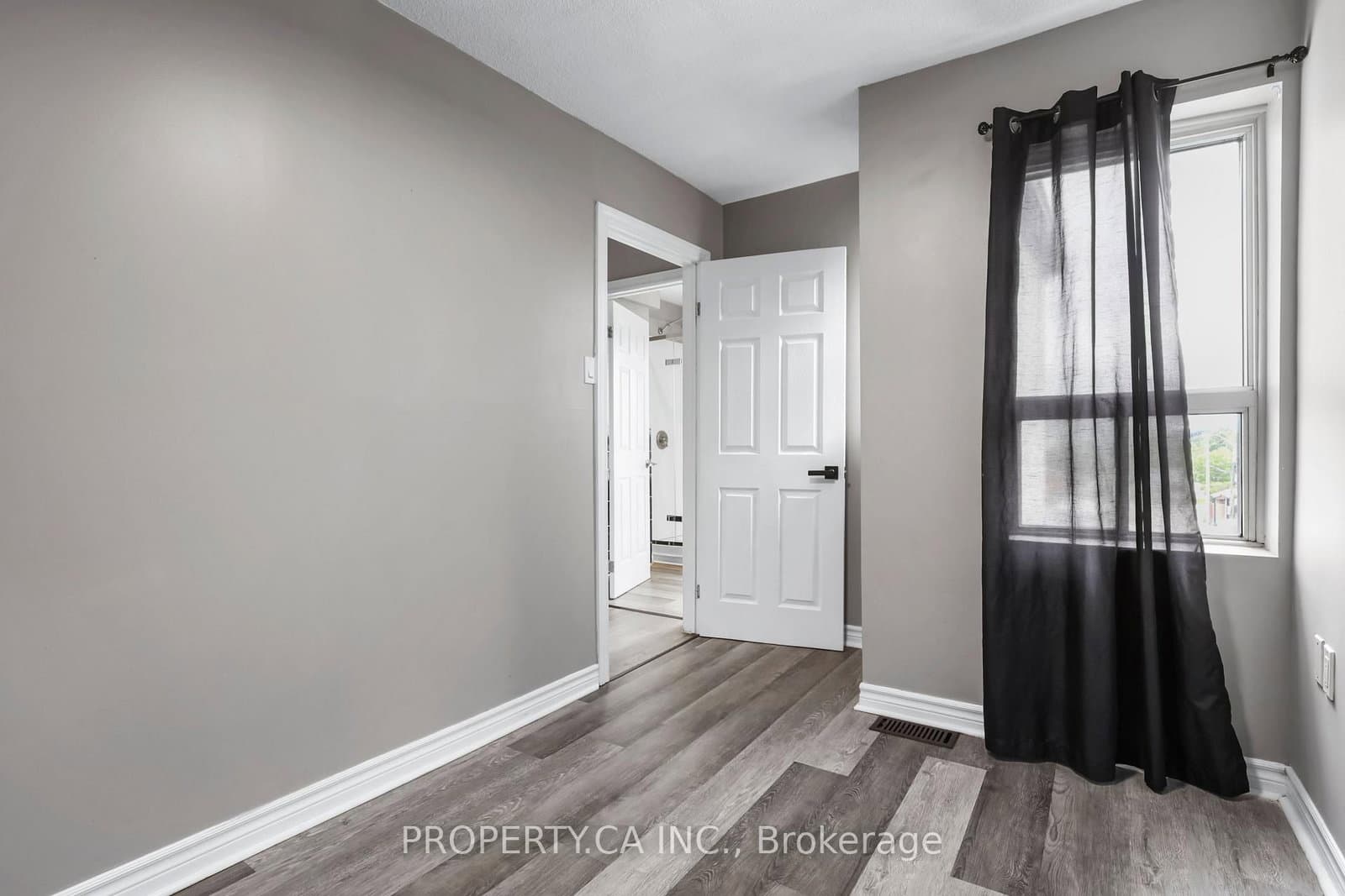 856 Weston Road thumbnail 14