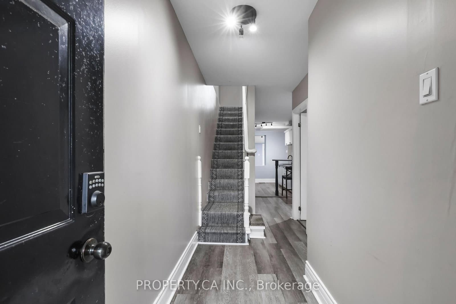 856 Weston Road thumbnail 3