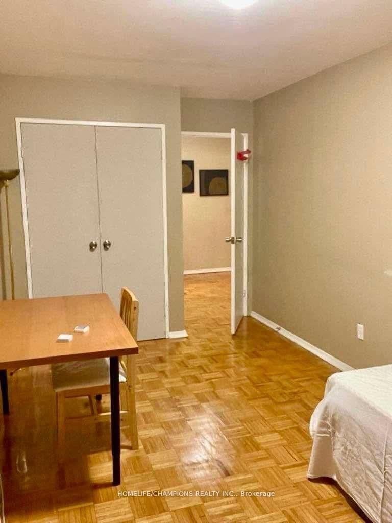 23 Four Winds Drive, Unit 14 thumbnail 10