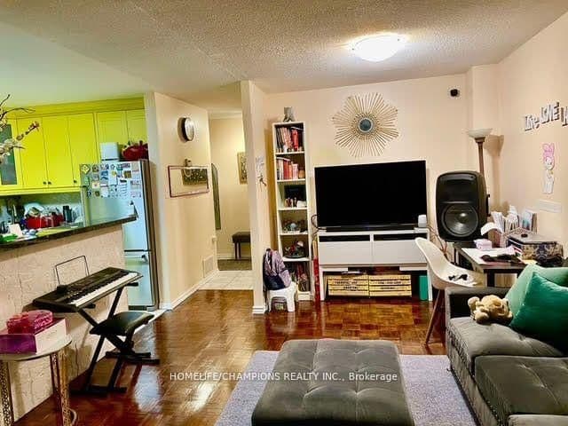 23 Four Winds Drive, Unit 14 thumbnail 2