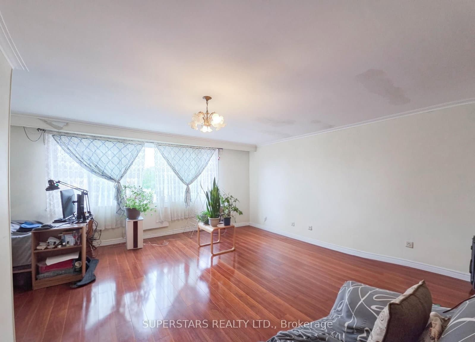 856 Wilson Avenue thumbnail 20