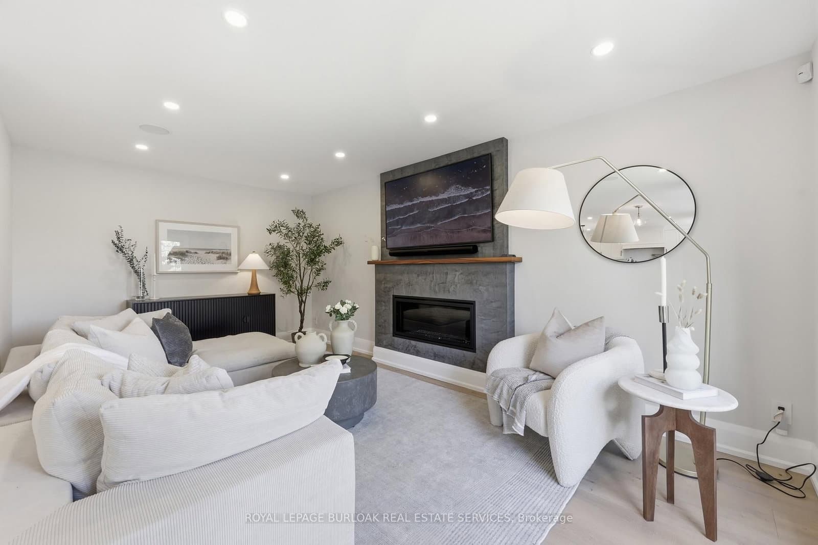 2029 Kempton Park Drive thumbnail 15