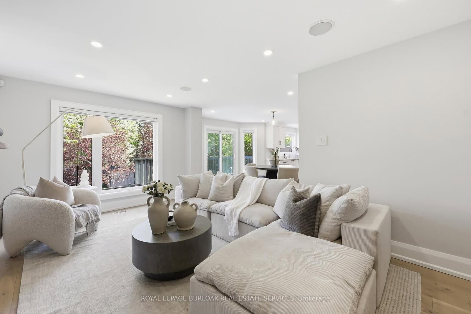 2029 Kempton Park Drive thumbnail 16