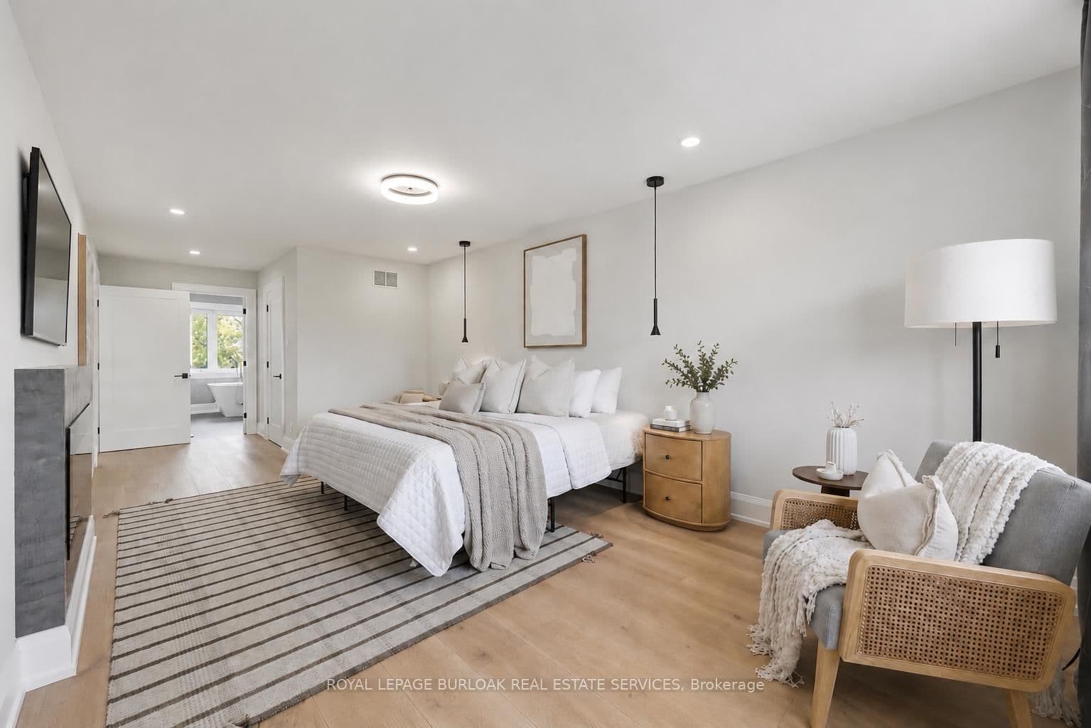 2029 Kempton Park Drive thumbnail 26