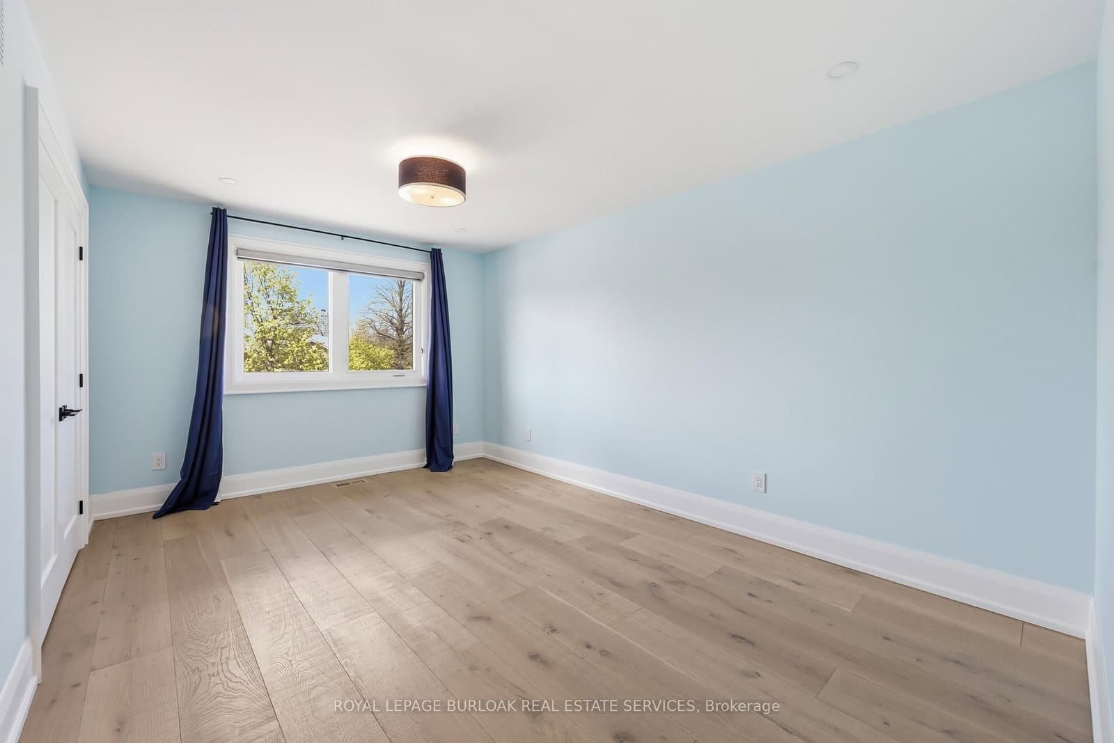 2029 Kempton Park Drive thumbnail 34