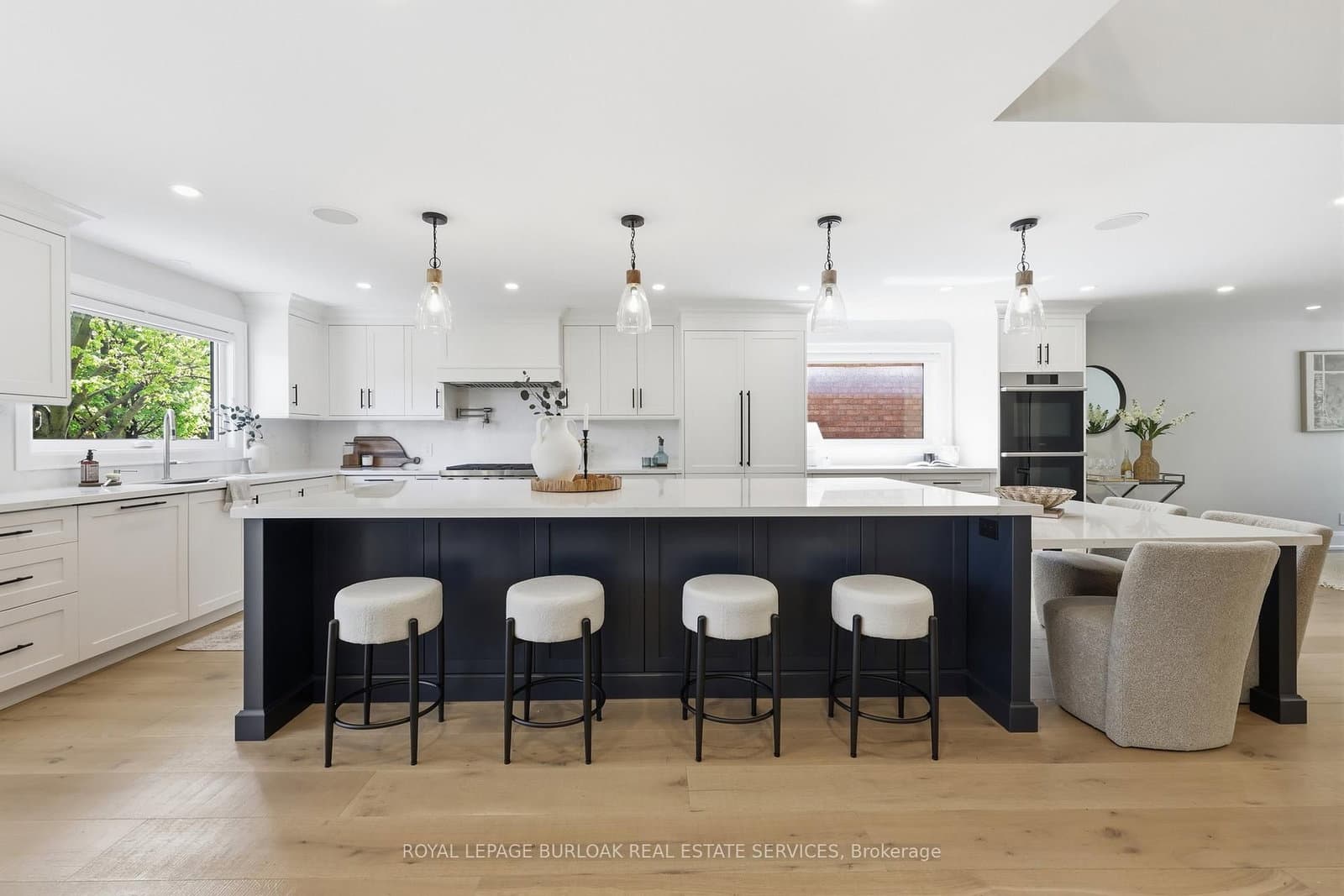 2029 Kempton Park Drive thumbnail 9