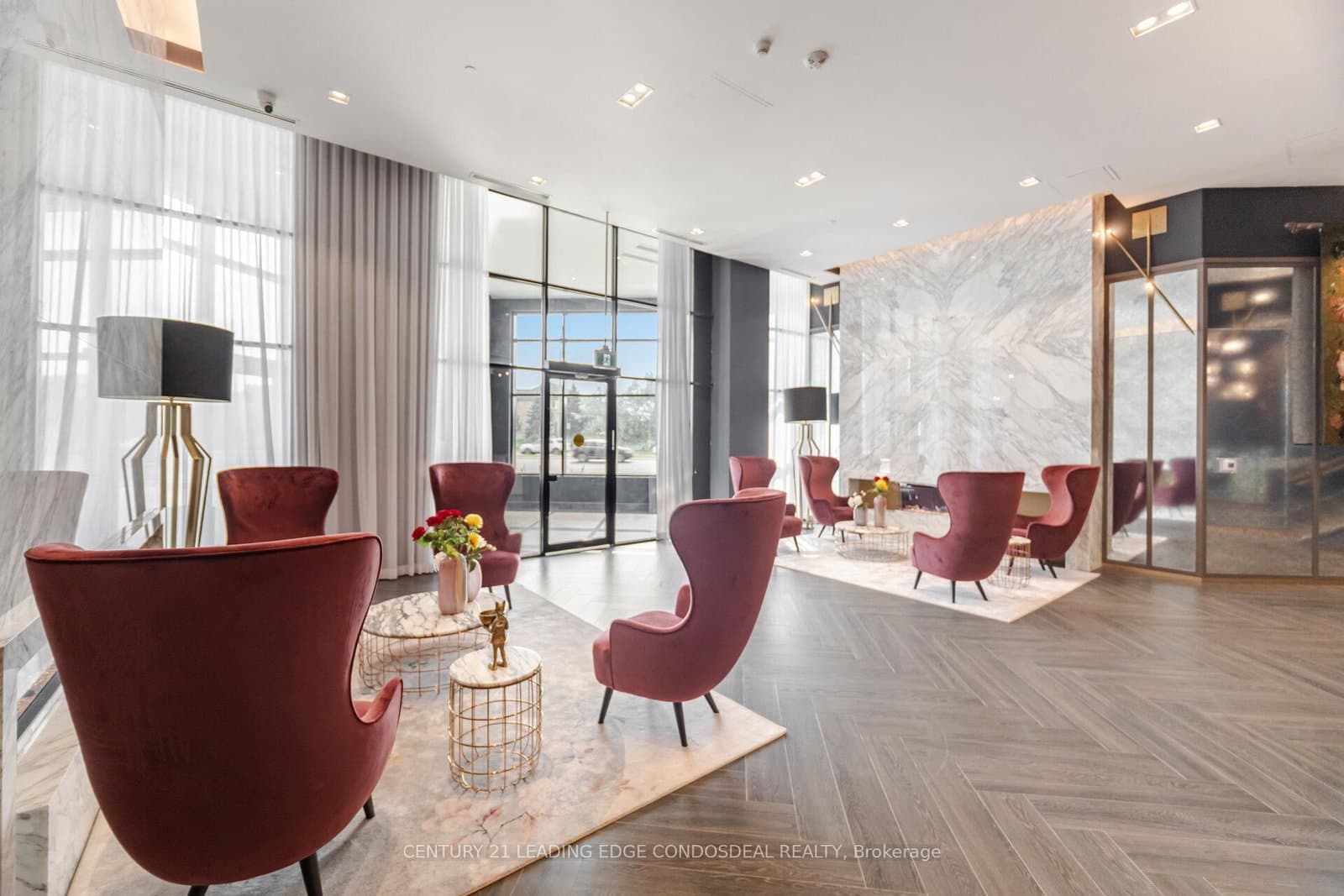 405 Dundas Street W, Unit 234 thumbnail 4