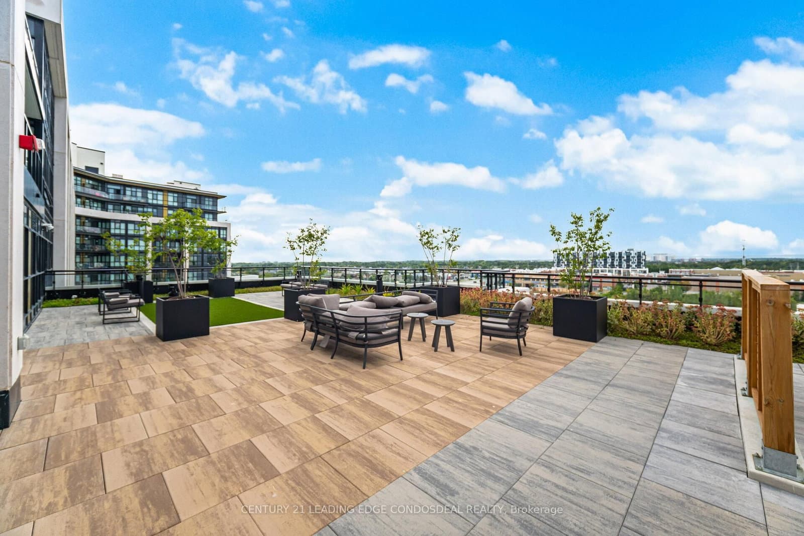 405 Dundas Street W, Unit 234 thumbnail 45