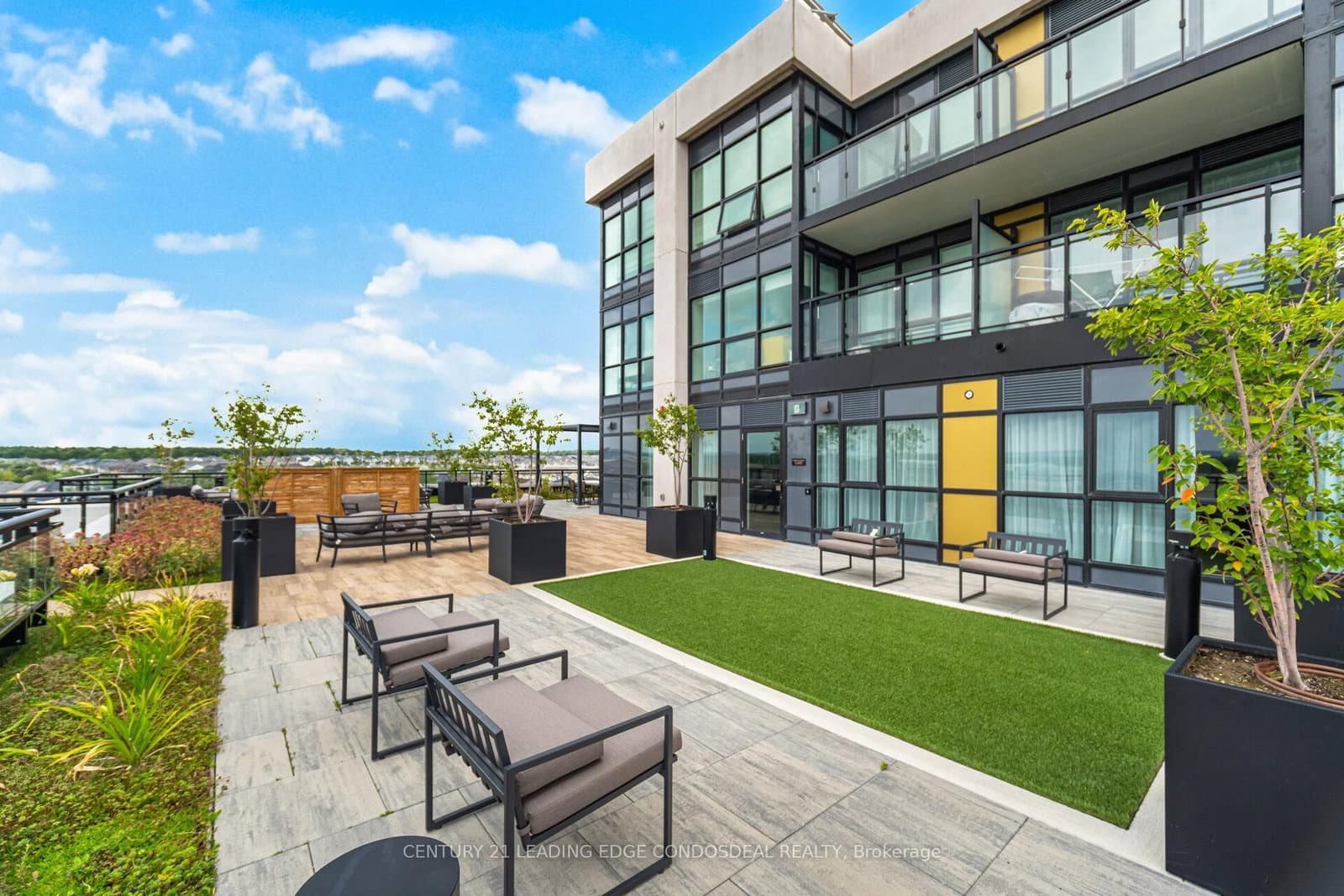 405 Dundas Street W, Unit 234 thumbnail 46