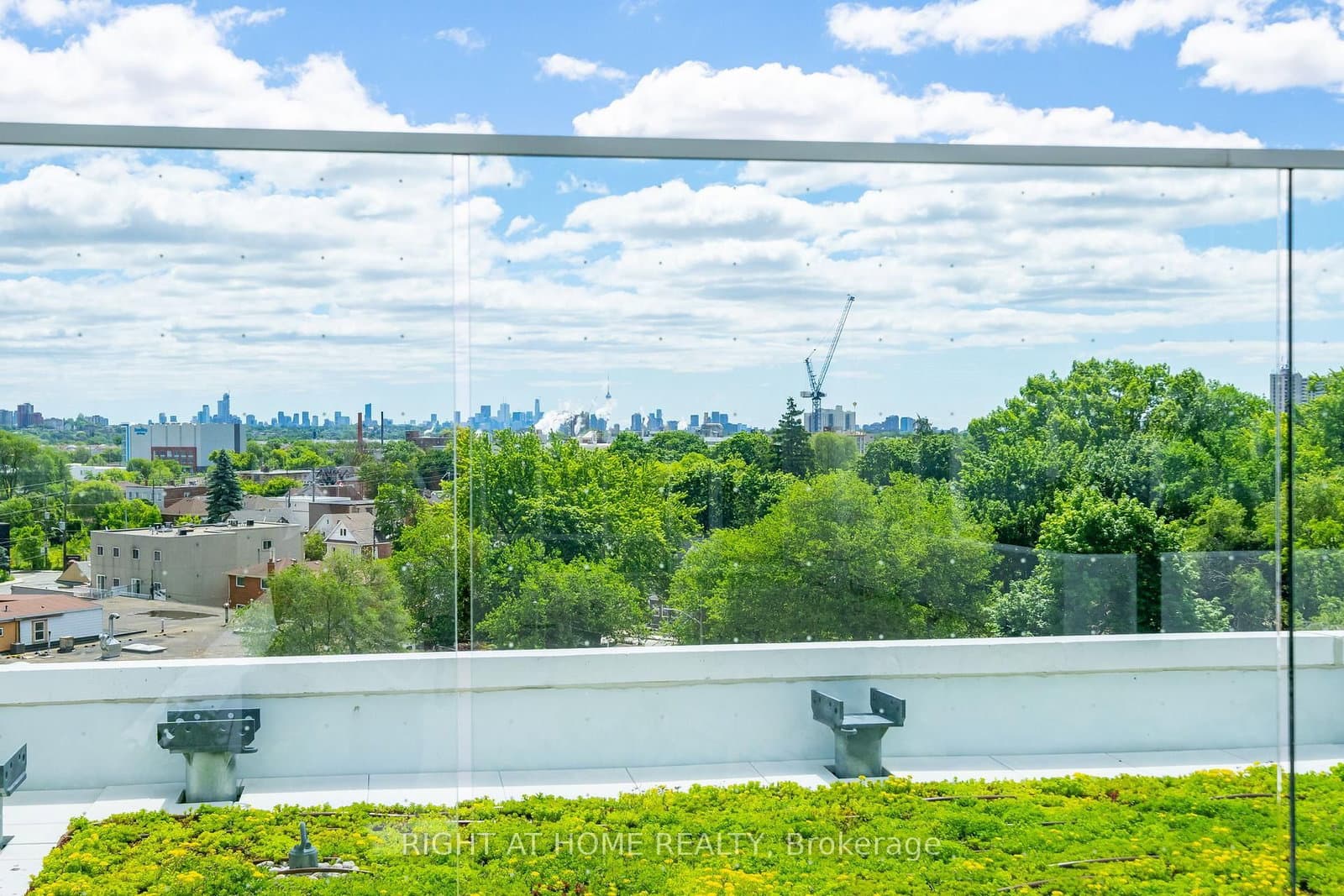 10 Wilby Crescent, Unit 807 thumbnail 46