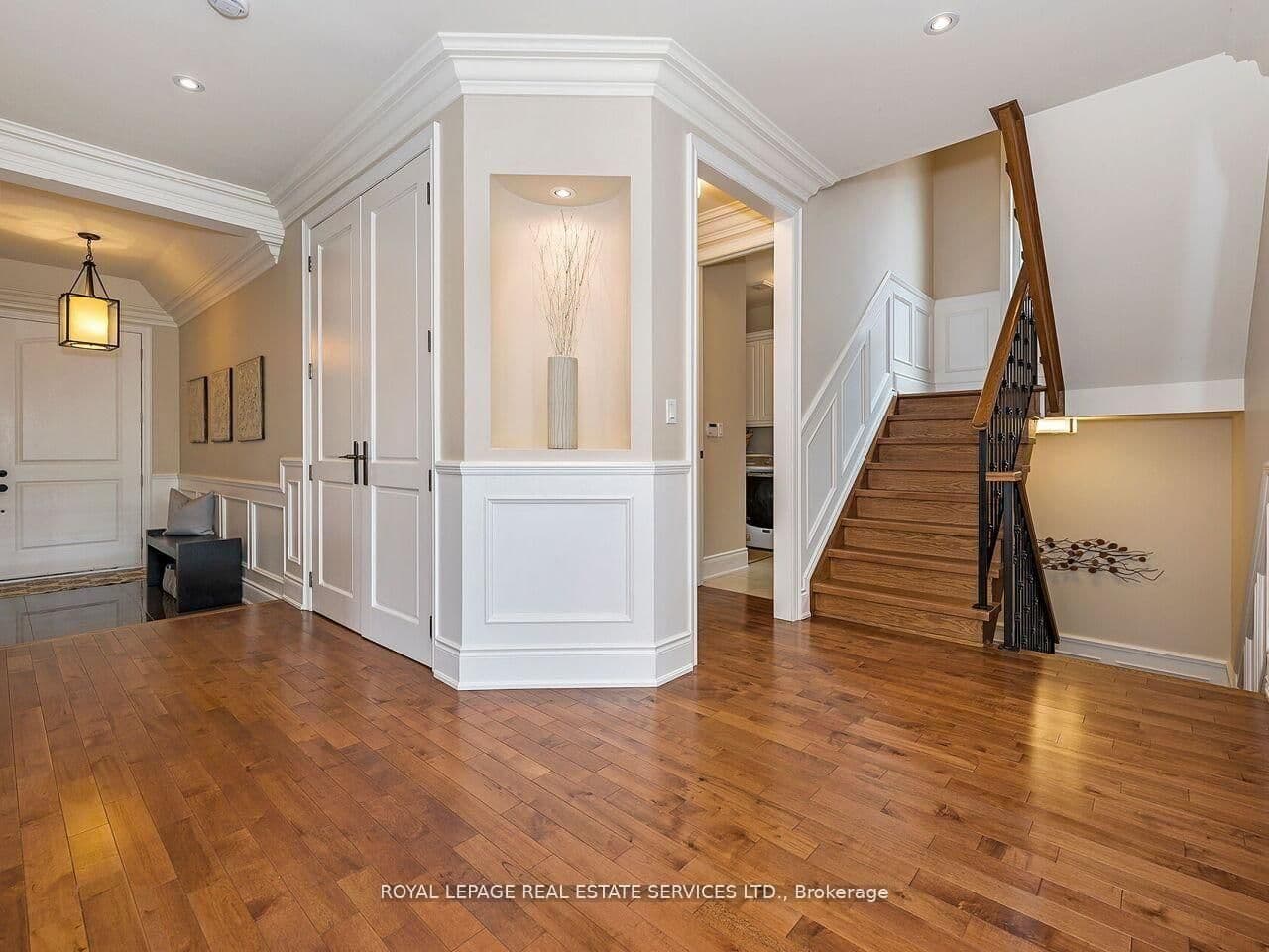 24 Jopling Avenue N thumbnail 20