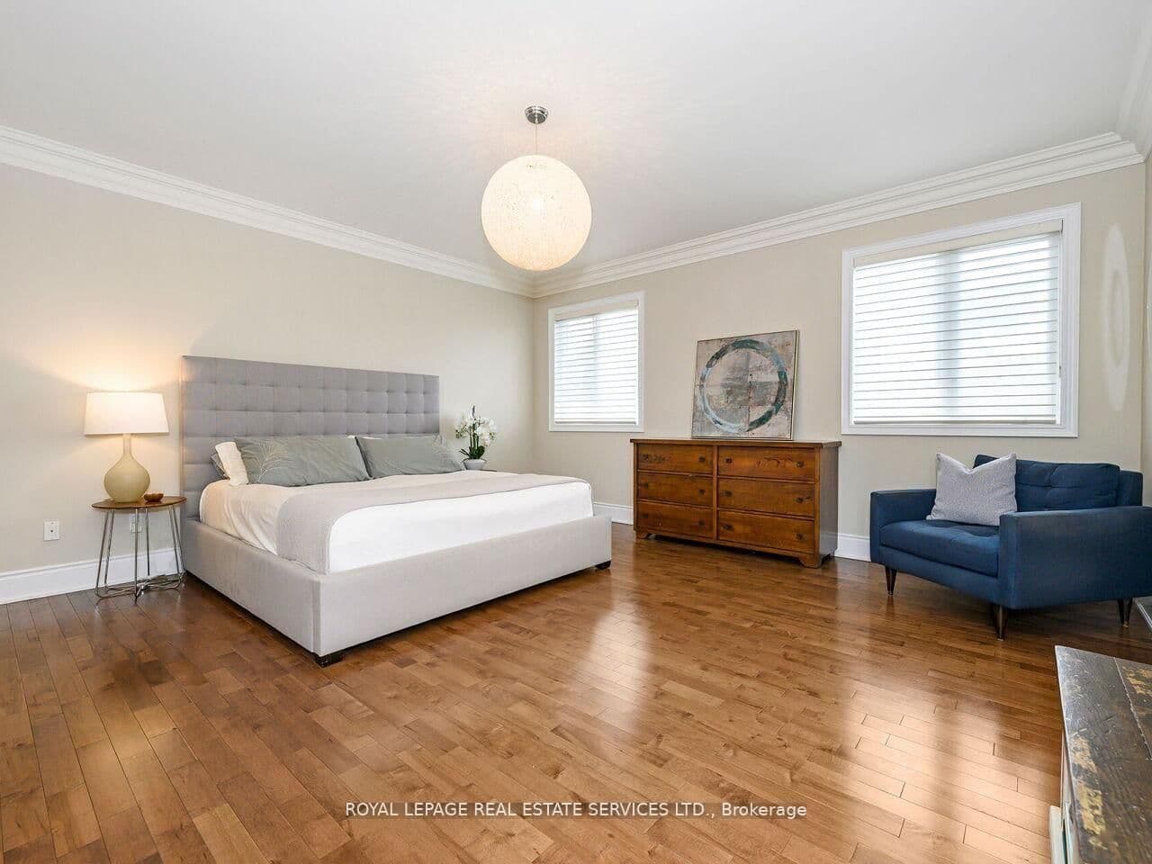24 Jopling Avenue N thumbnail 21