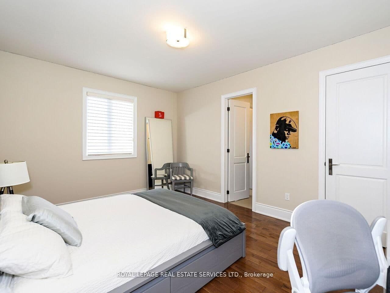 24 Jopling Avenue N thumbnail 25