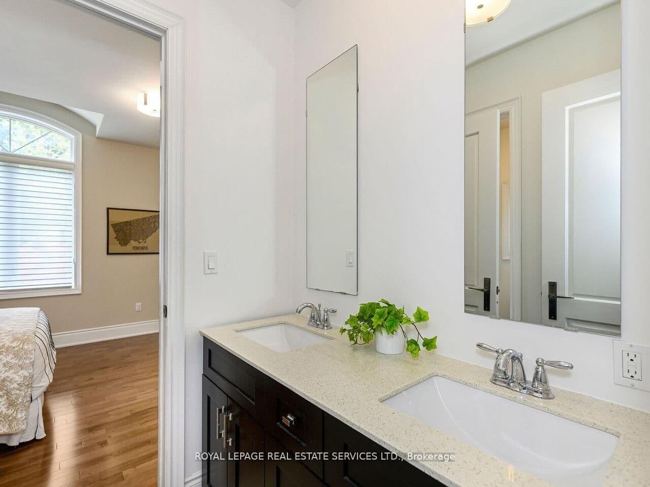 24 Jopling Avenue N thumbnail 26