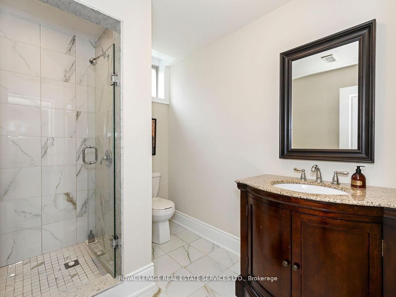 24 Jopling Avenue N thumbnail 34