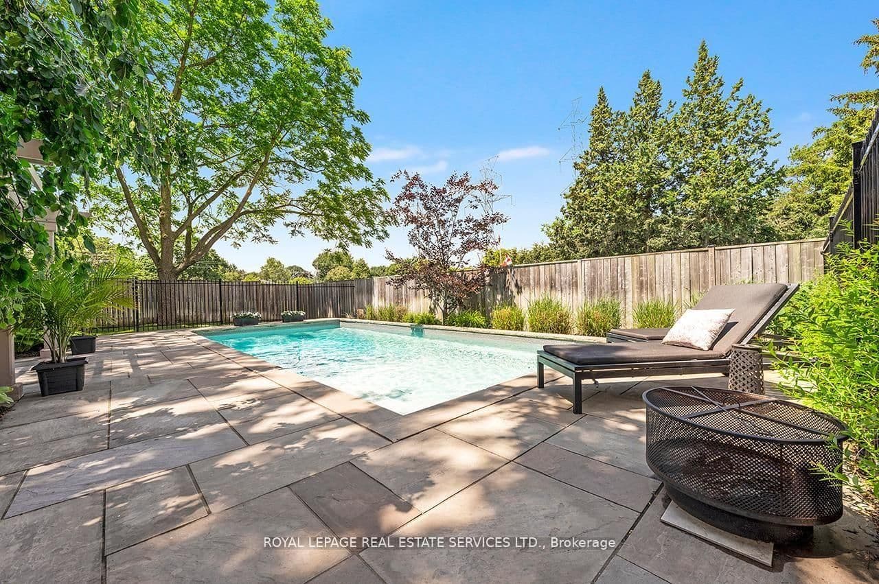 24 Jopling Avenue N thumbnail 39