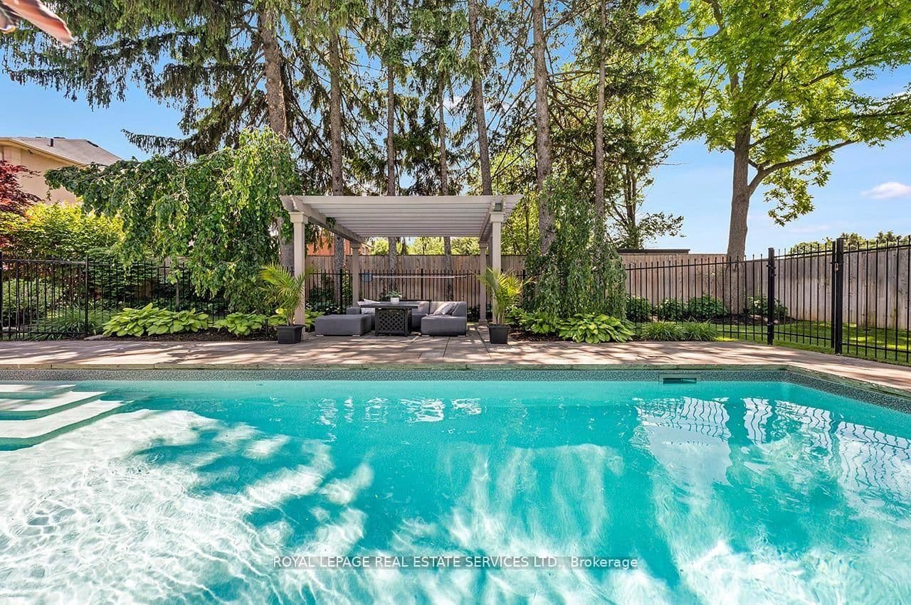 24 Jopling Avenue N thumbnail 43