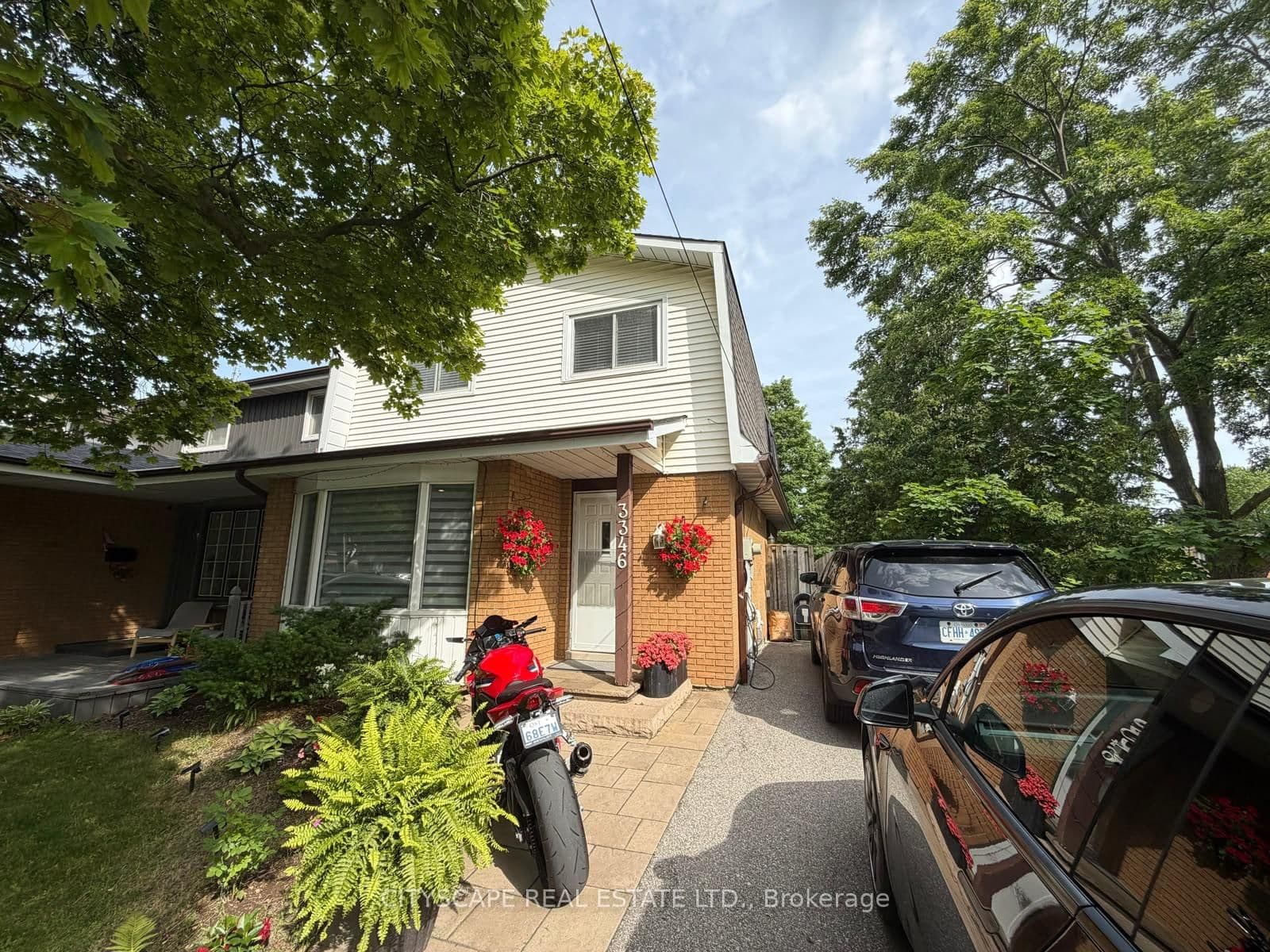 3346 Chokecherry Crescent - Image 1