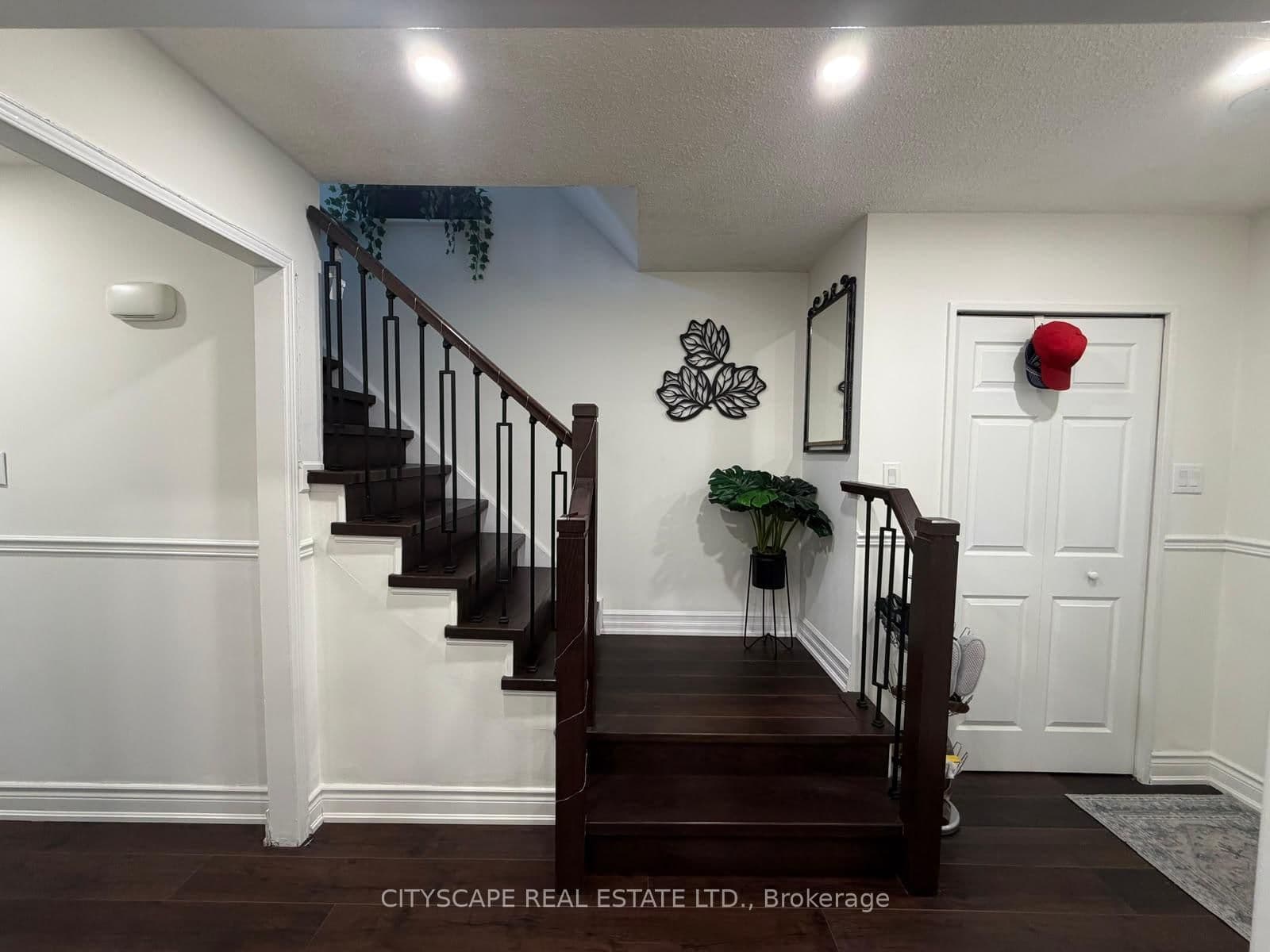 3346 Chokecherry Crescent thumbnail 13