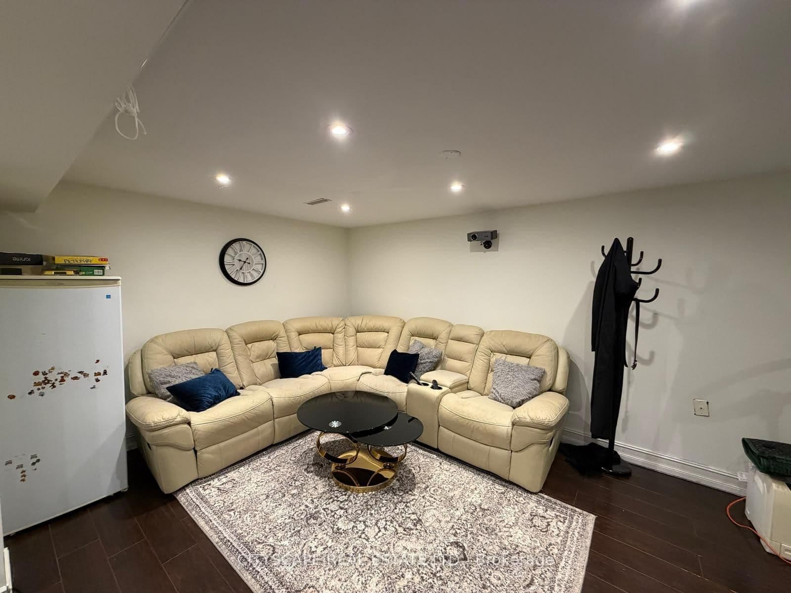 3346 Chokecherry Crescent thumbnail 24