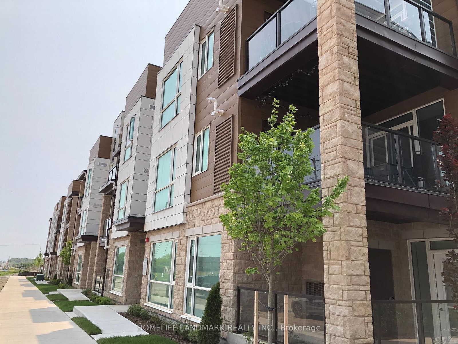 2370 Khalsa Gate, Unit 204 thumbnail 17