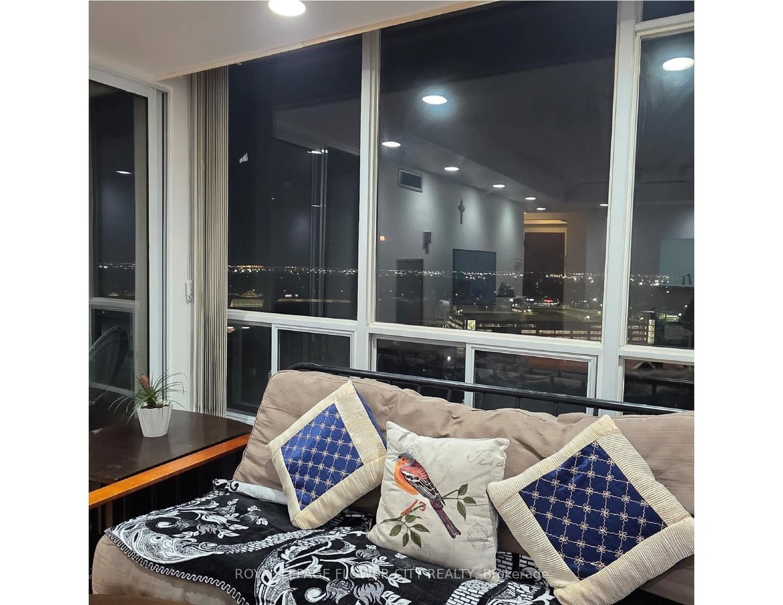 24 Hanover Road, Unit 1408 thumbnail 14