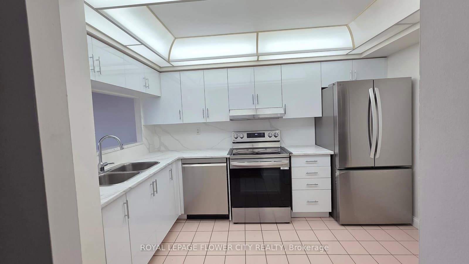 24 Hanover Road, Unit 1408 thumbnail 8